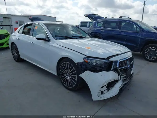W1KLF6BB8SA120189 2025 MERCEDES-BENZ E-KLASSE - Image 1