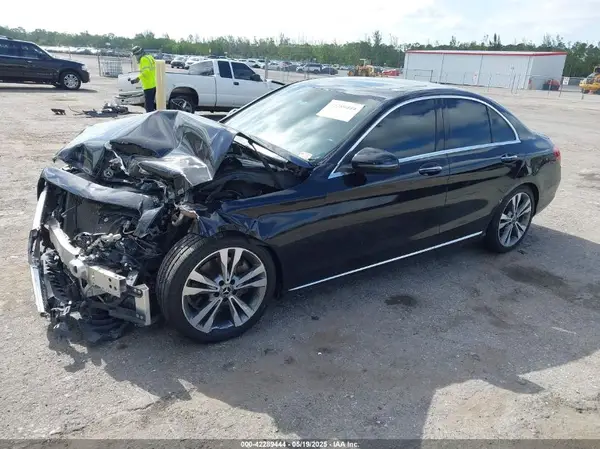 W1KWF8DB0MR610135 2021 MERCEDES-BENZ C-KLASSE - Image 2