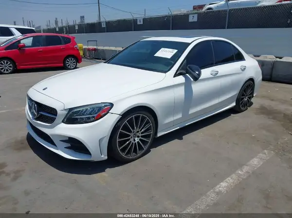 W1KWF8DB1MR607826 2021 MERCEDES-BENZ C-KLASSE - Image 2