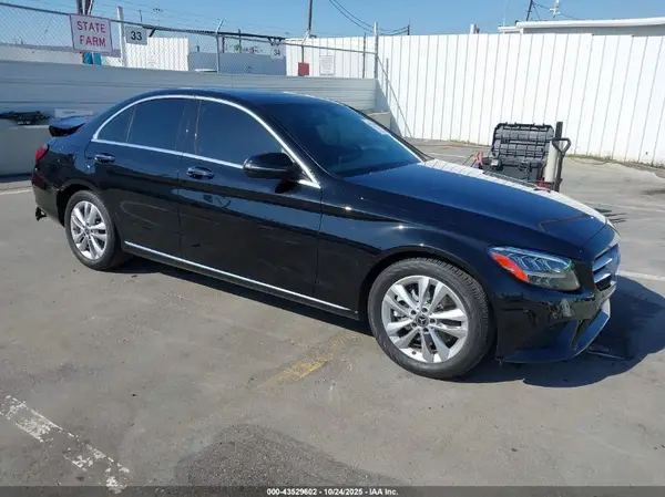 W1KWF8DB1MR630989 2021 MERCEDES-BENZ C-KLASSE - Image 1