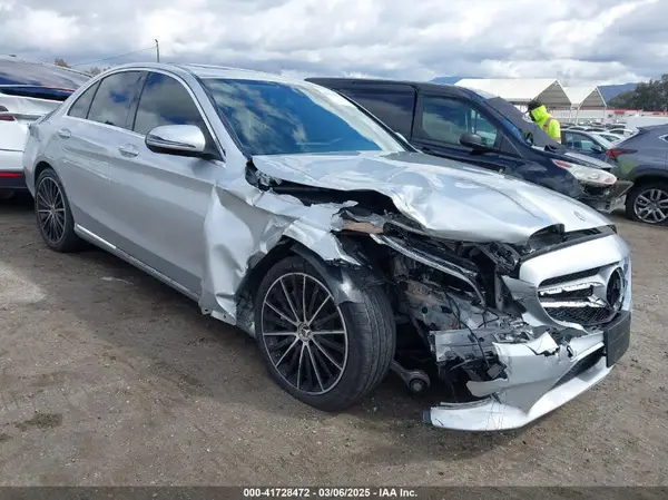 W1KWF8DB3MR650886 2021 MERCEDES-BENZ C-KLASSE - Image 1