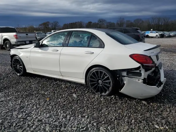 W1KWF8DB4MR648581 2021 MERCEDES-BENZ C-KLASSE - Image 2