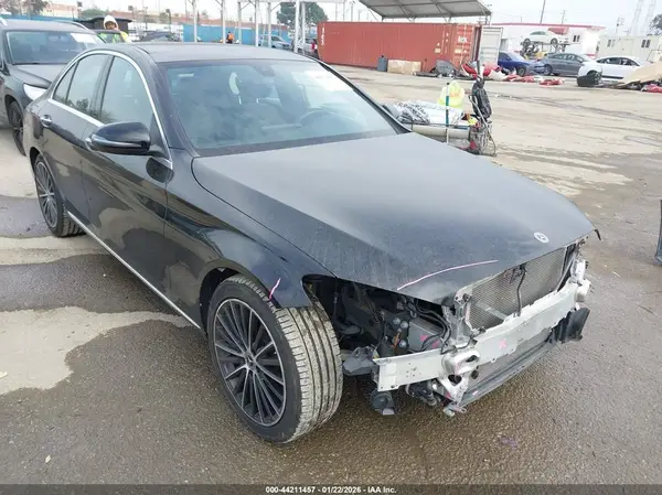 W1KWF8DB7LR571607 2020 MERCEDES-BENZ C-KLASSE - Image 1