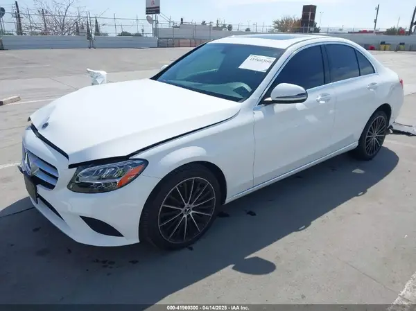 W1KWF8DB9MR611445 2021 MERCEDES-BENZ C-KLASSE - Image 2