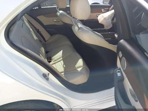 W1KWF8EB1LR594900 2020 MERCEDES-BENZ C-KLASSE - Image 8