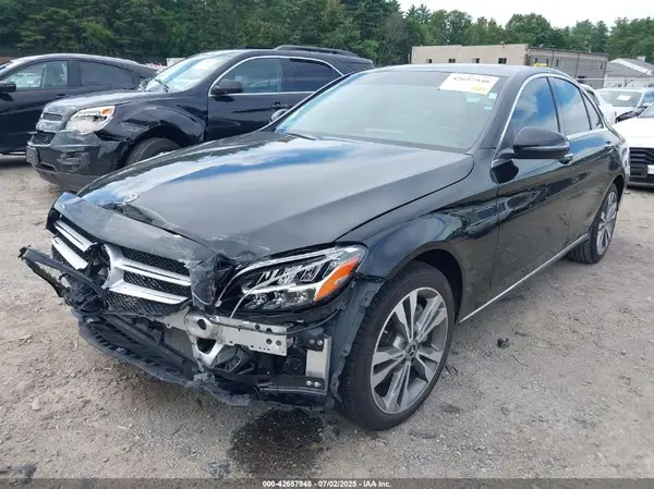 W1KWF8EB4MR641418 2021 MERCEDES-BENZ C-KLASSE - Image 2