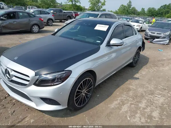 W1KWF8EB6LR599901 2020 MERCEDES-BENZ C-KLASSE - Image 2