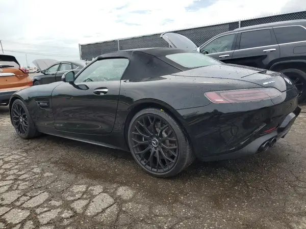 W1KYK8CA1MA041954 2021 MERCEDES-BENZ AMG GT - Image 2