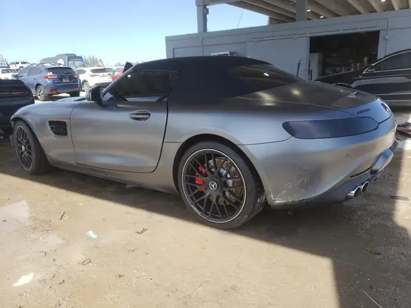 W1KYK8CA8MA042664 2021 MERCEDES-BENZ AMG GT - Image 2