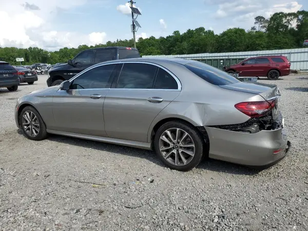 W1KZF5KB1MA951718 2021 MERCEDES-BENZ E-KLASSE - Image 2