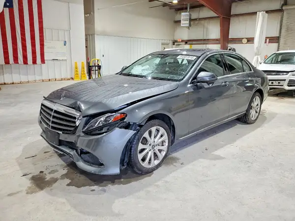 W1KZF6JB7LA760083 2020 MERCEDES-BENZ E-KLASSE - Image 1