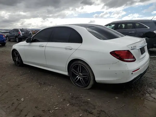 W1KZF6JB8LA828052 2020 MERCEDES-BENZ E-KLASSE - Image 2