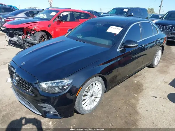 W1KZF8DB2MA918595 2021 MERCEDES-BENZ E-KLASSE - Image 2