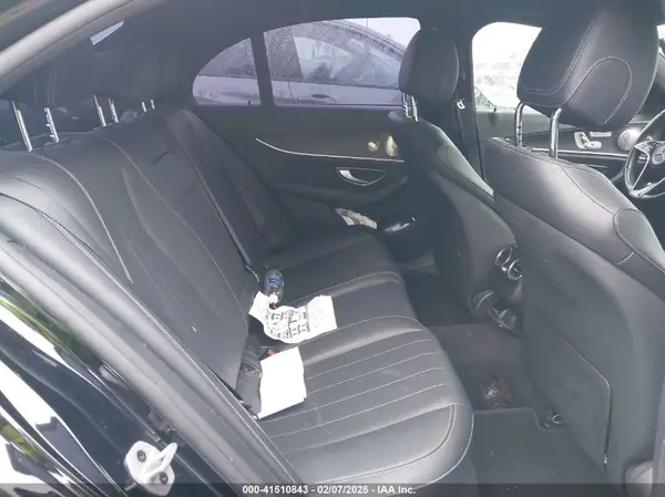 W1KZF8DB3NB069699 2022 MERCEDES-BENZ E-KLASSE - Image 8