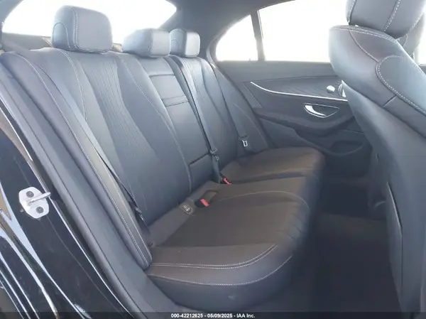 W1KZF8DB6PB188298 2023 MERCEDES-BENZ E-KLASSE - Image 8