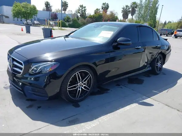 W1KZF8DB8LA827586 2020 MERCEDES-BENZ E-KLASSE - Image 2