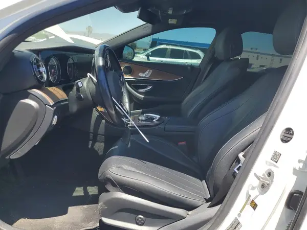 2020 MERCEDES-BENZ E-KLASSE auction photo 7