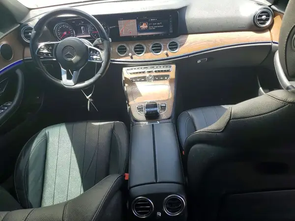 2020 MERCEDES-BENZ E-KLASSE auction photo 8