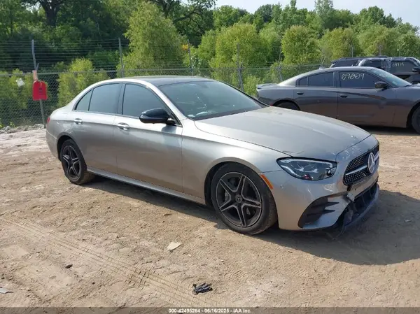 W1KZF8EB0MA924524 2021 MERCEDES-BENZ E-KLASSE - Image 1