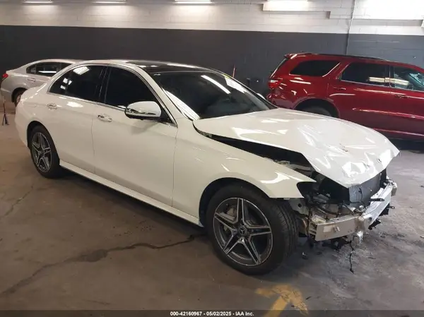 W1KZF8EB2PB137329 2023 MERCEDES-BENZ E-KLASSE - Image 1