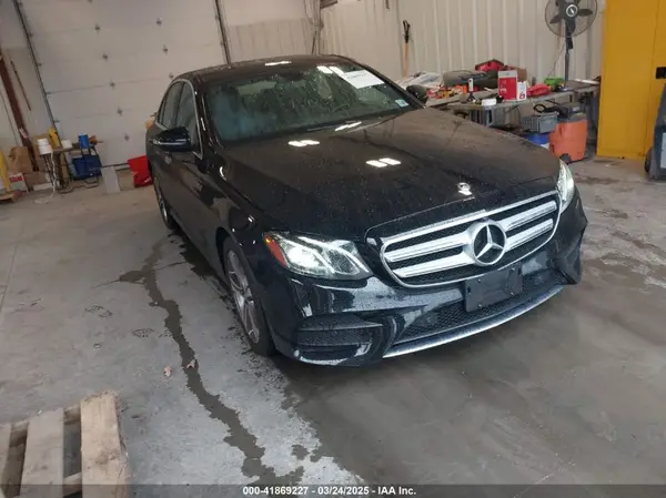 W1KZF8EB6LA773638 2020 MERCEDES-BENZ E-KLASSE - Image 1