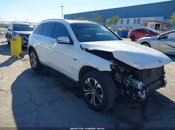 W1N0G5DB0LF776305 2020 MERCEDES-BENZ GLC - Image 1