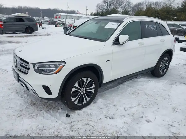 W1N0G5DB3LF776038 2020 MERCEDES-BENZ GLC - Image 2