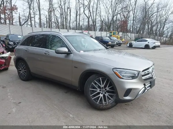 W1N0G5DB8LF809924 2020 MERCEDES-BENZ GLC - Image 1