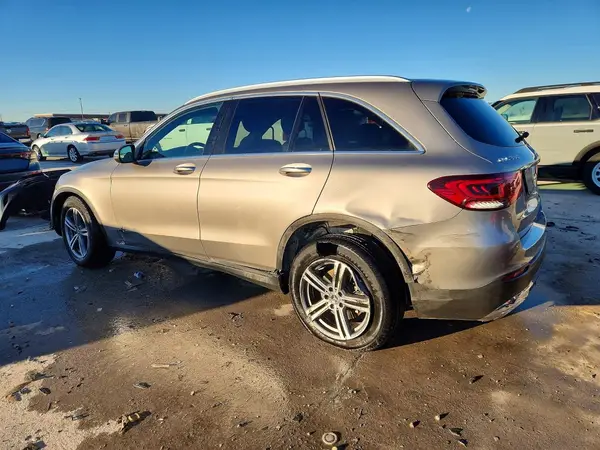 W1N0G8DB0LF758887 2020 MERCEDES-BENZ GLC - Image 2