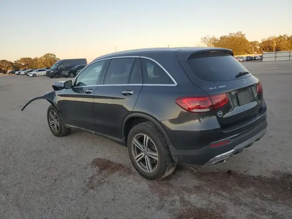 W1N0G8DB0LF759523 2020 MERCEDES-BENZ GLC - Image 2