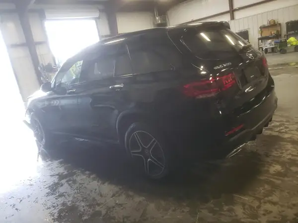 W1N0G8DB0LF864353 2020 MERCEDES-BENZ GLC - Image 2