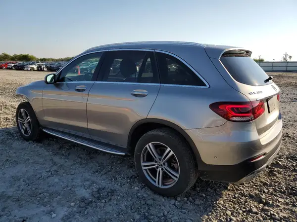 W1N0G8DB0LV257651 2020 MERCEDES-BENZ GLC - Image 2