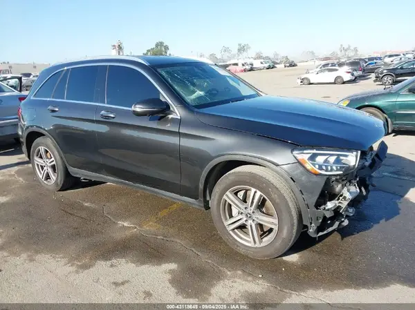 W1N0G8DB0MF941143 2021 MERCEDES-BENZ GLC - Image 1