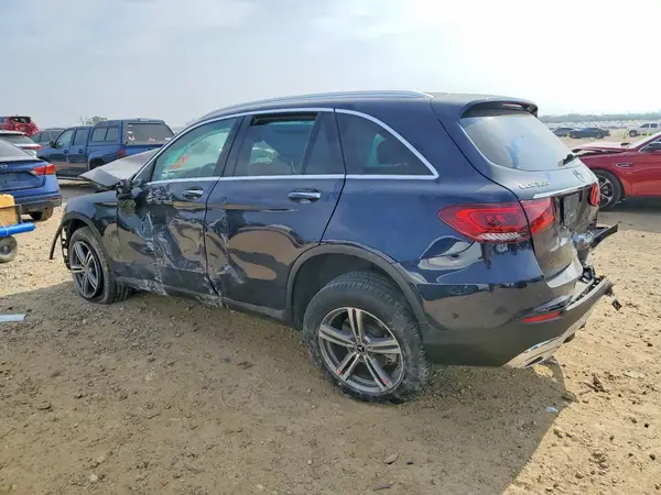 W1N0G8DB0MF979729 2021 MERCEDES-BENZ GLC - Image 2