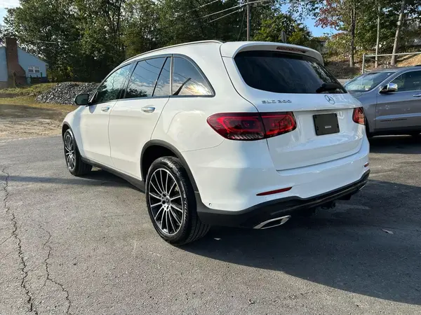 W1N0G8DB0MV297259 2021 MERCEDES-BENZ GLC - Image 2