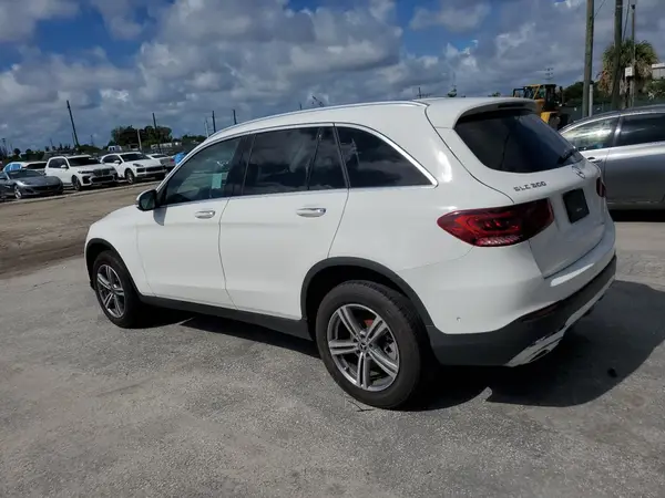 W1N0G8DB0MV298427 2021 MERCEDES-BENZ GLC - Image 2