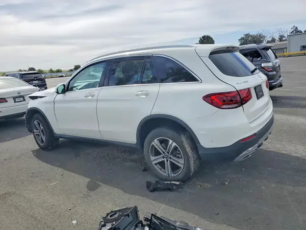 W1N0G8DB0MV307465 2021 MERCEDES-BENZ GLC - Image 2