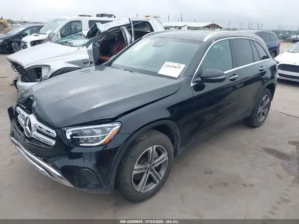 W1N0G8DB0NV386203 2022 MERCEDES-BENZ GLC - Image 2