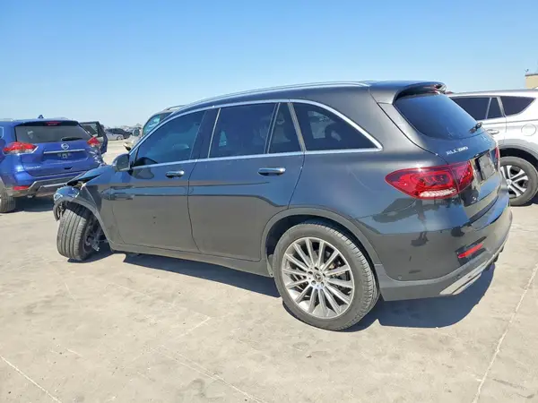 W1N0G8DB1LF771258 2020 MERCEDES-BENZ GLC - Image 2