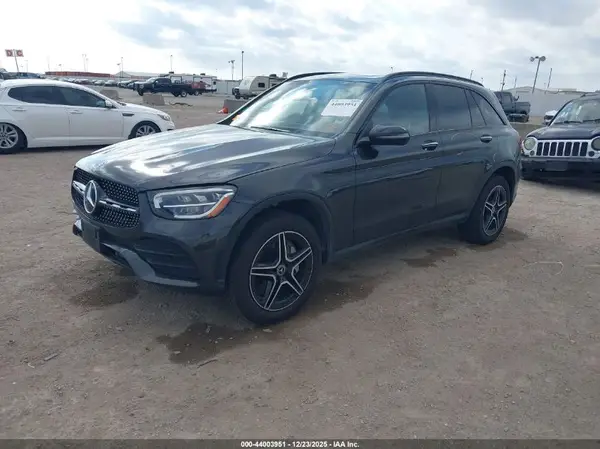 W1N0G8DB1LF826355 2020 MERCEDES-BENZ GLC - Image 2