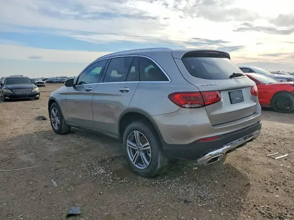 W1N0G8DB1MV266912 2021 MERCEDES-BENZ GLC - Image 2