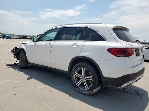 W1N0G8DB1MV288800 2021 MERCEDES-BENZ GLC - Image 2