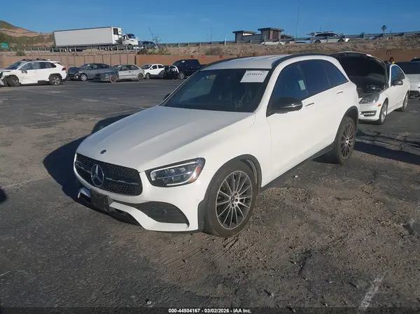 W1N0G8DB1MV312822 2021 MERCEDES-BENZ GLC - Image 2