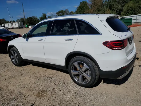 W1N0G8DB1MV320984 2021 MERCEDES-BENZ GLC - Image 2