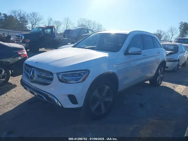 W1N0G8DB1NG117535 2022 MERCEDES-BENZ GLC - Image 2