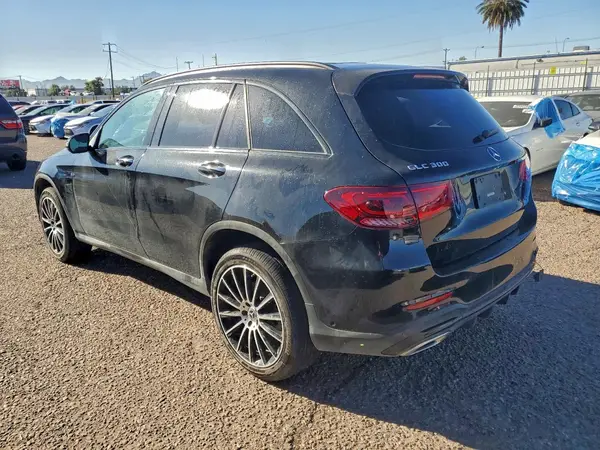W1N0G8DB1NV352741 2022 MERCEDES-BENZ GLC - Image 2