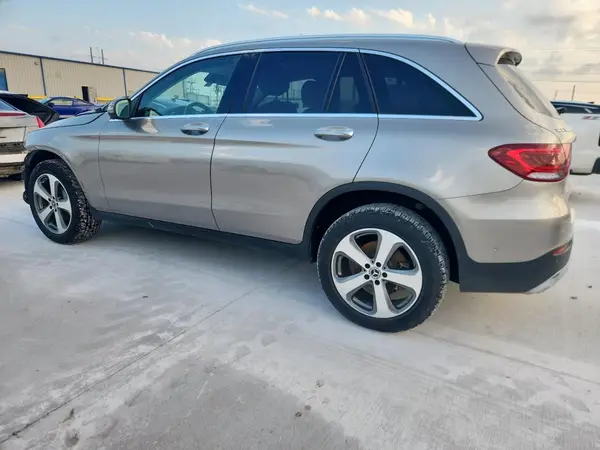 W1N0G8DB1NV376568 2022 MERCEDES-BENZ GLC - Image 2