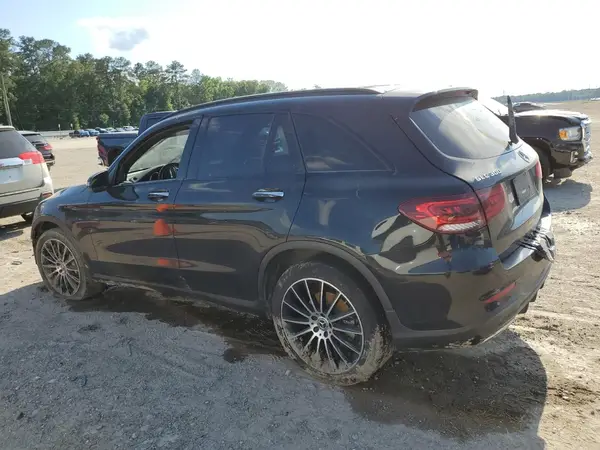 W1N0G8DB2LF829829 2020 MERCEDES-BENZ GLC - Image 2