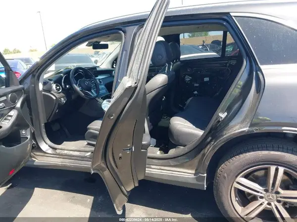 W1N0G8DB2MF870088 2021 MERCEDES-BENZ GLC - Image 8