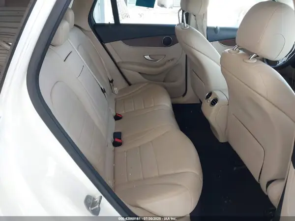 W1N0G8DB2MF880037 2021 MERCEDES-BENZ GLC - Image 8